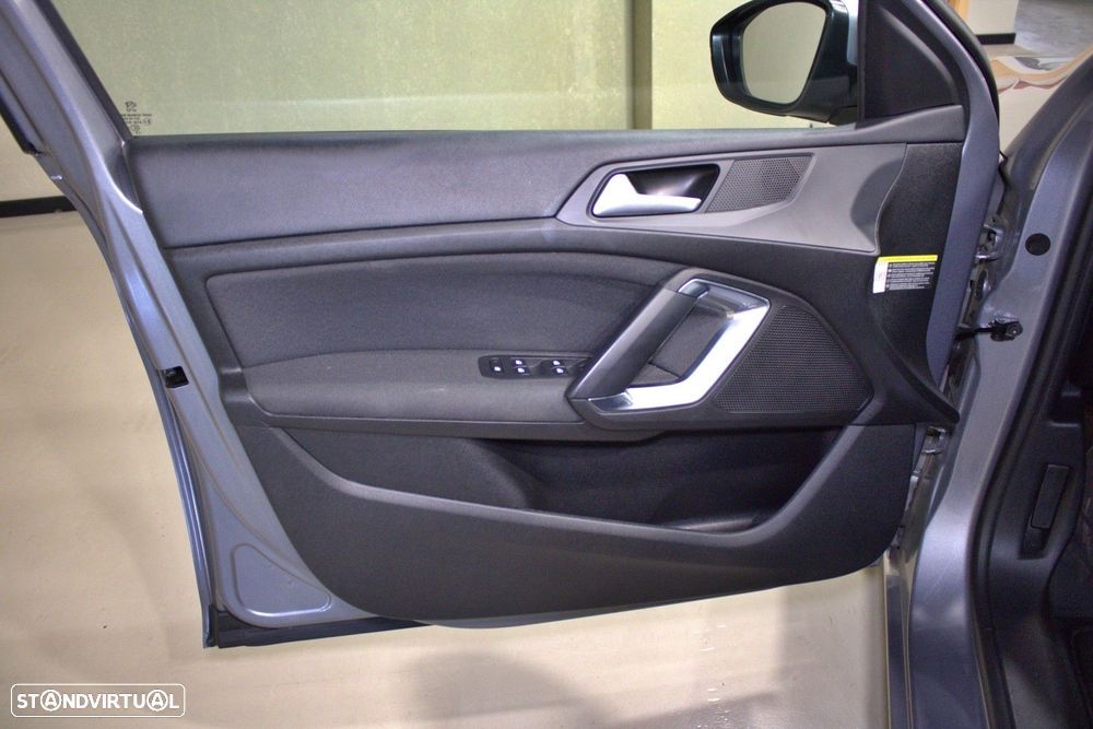 Peugeot 308 BlueHDi 130 Allure Pack - 20