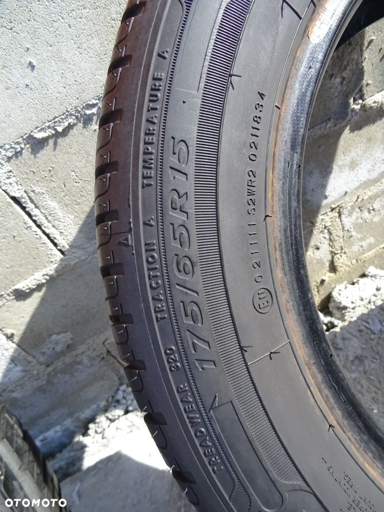 Dunlop Street Response 2 175 65 15 84T 2szt - 4
