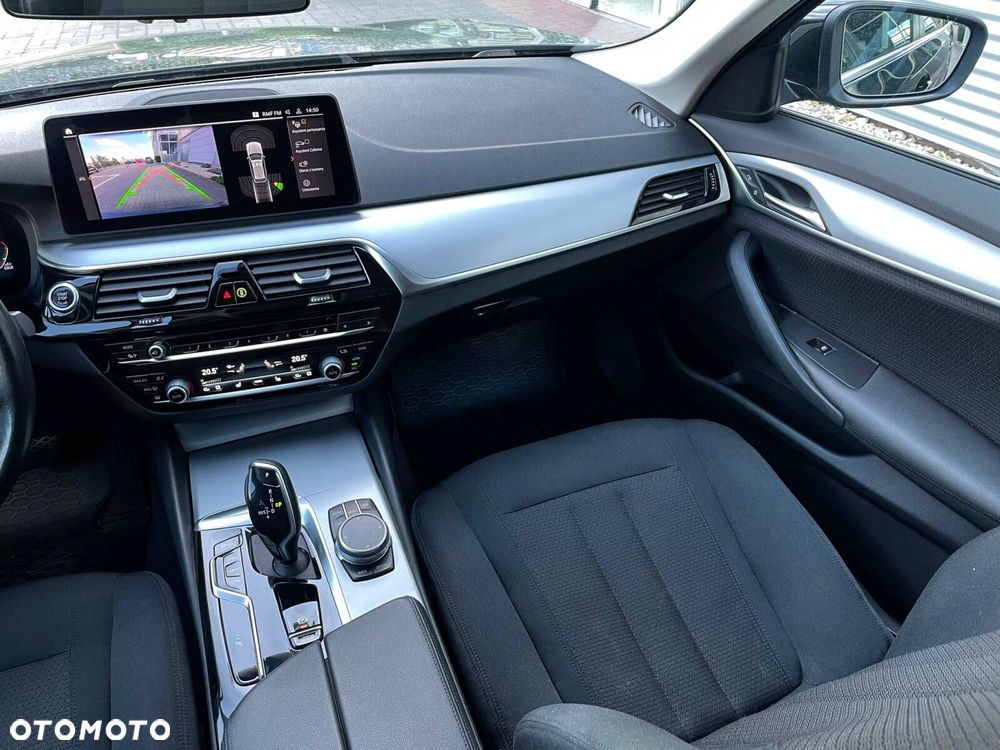 BMW Seria 5 - 16