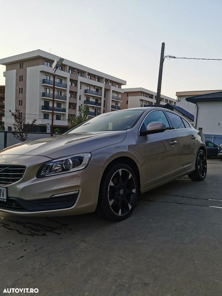 Volvo S60 - 3