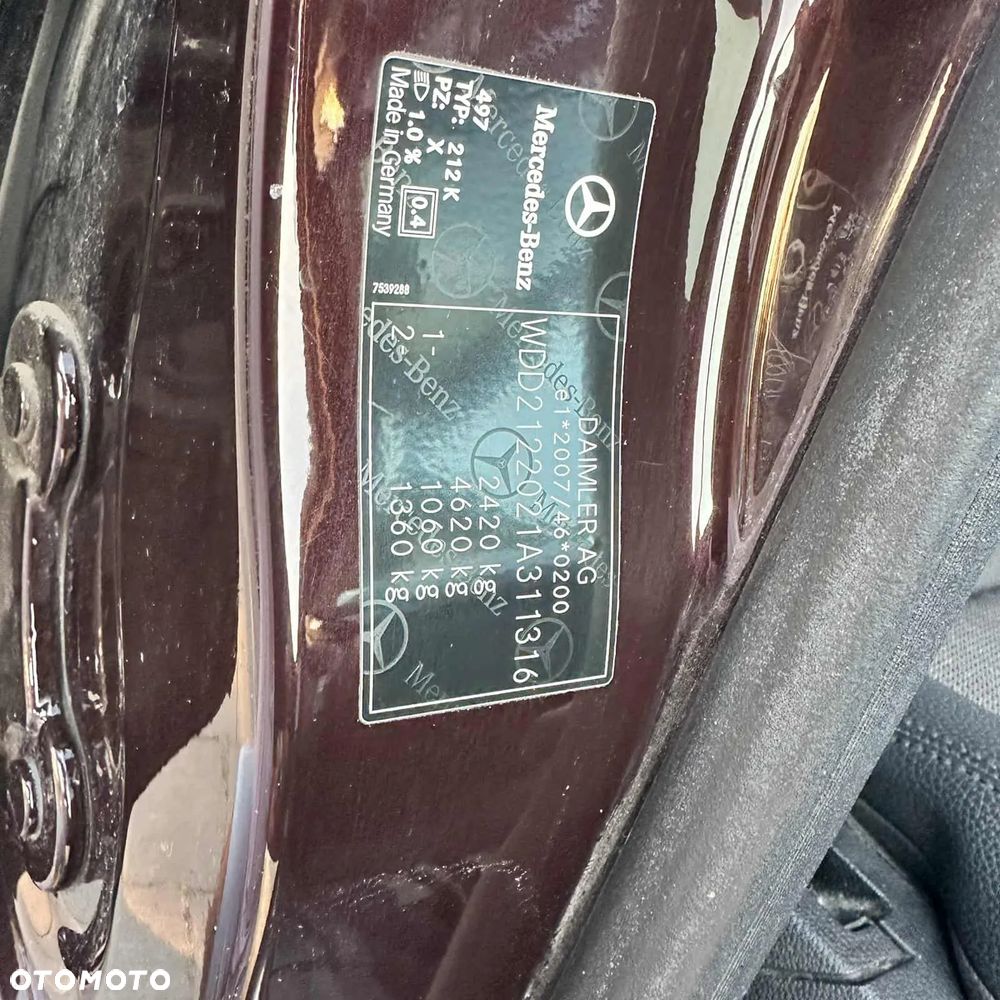 Mercedes-Benz Klasa E - 8