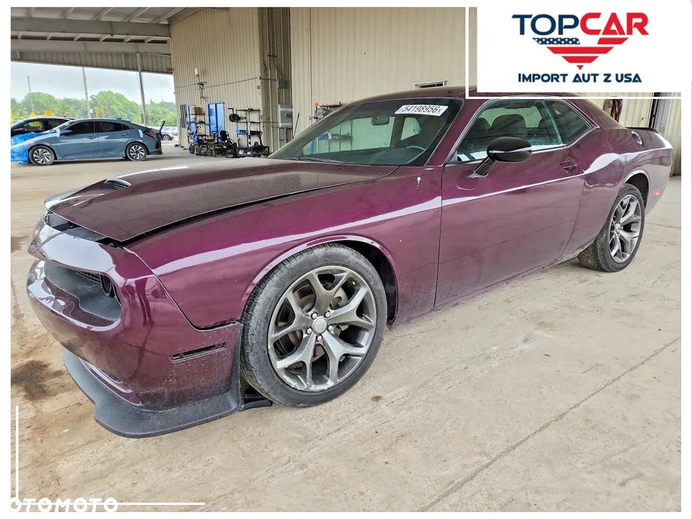 Dodge Challenger - 1