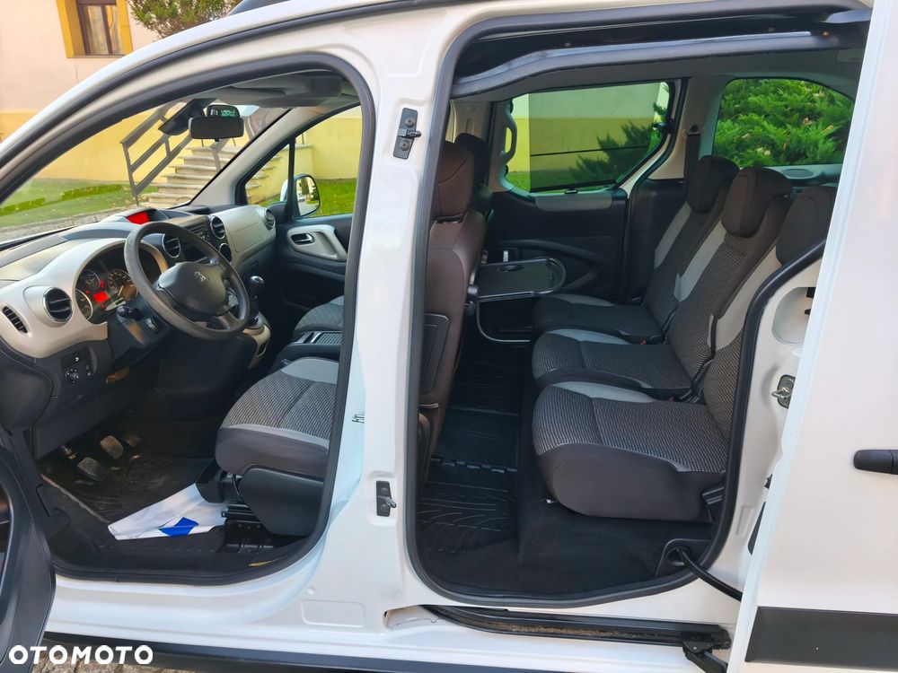 Ford Kuga 2.0 TDCi 4WD Titanium Plus - 12