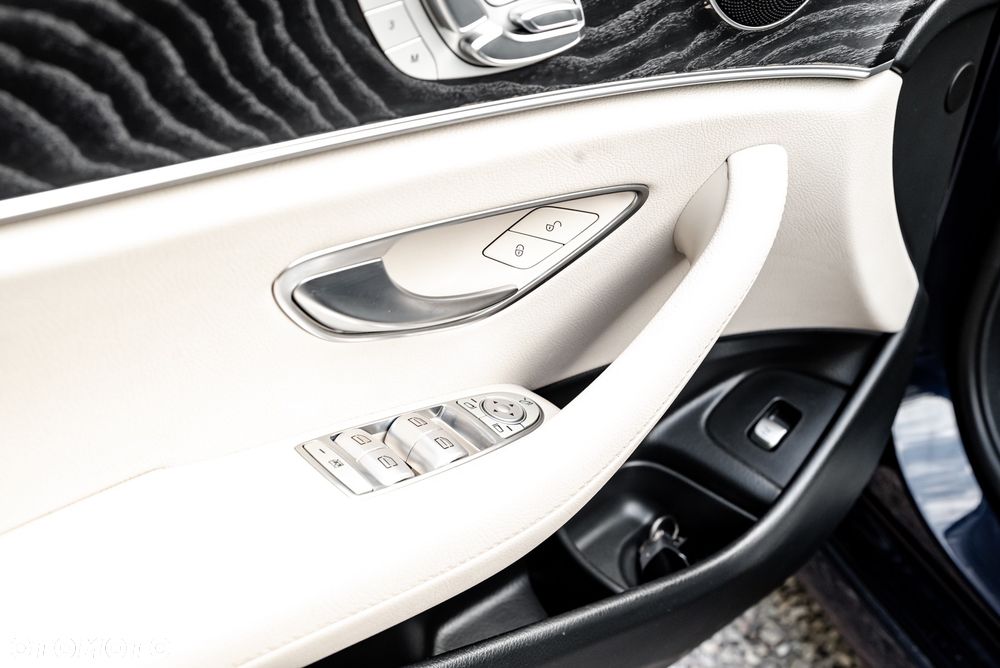Mercedes-Benz Klasa E 220 d 9G-TRONIC Exclusive - 20