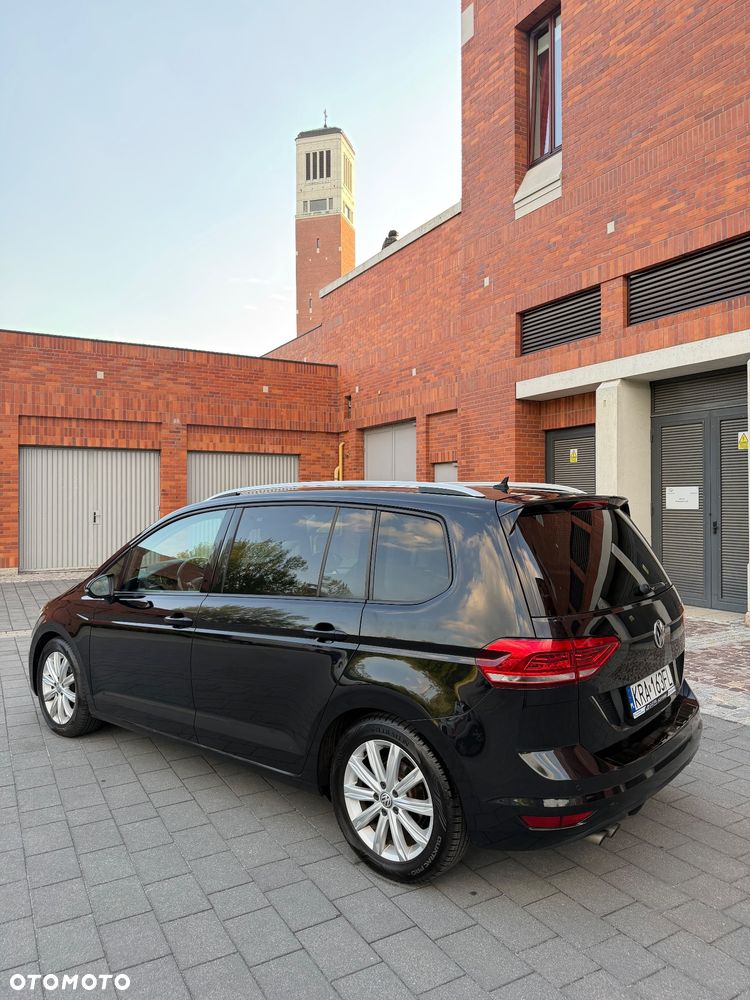 Volkswagen Touran 1.4 TSI BMT Comfortline DSG - 25