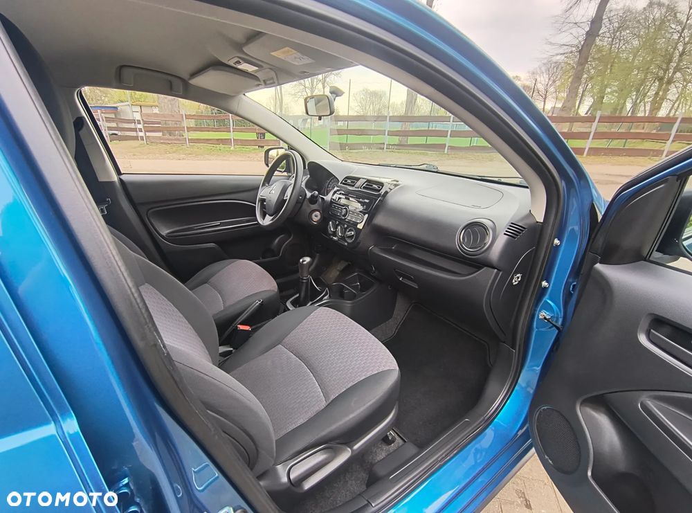 Mitsubishi Space Star - 9