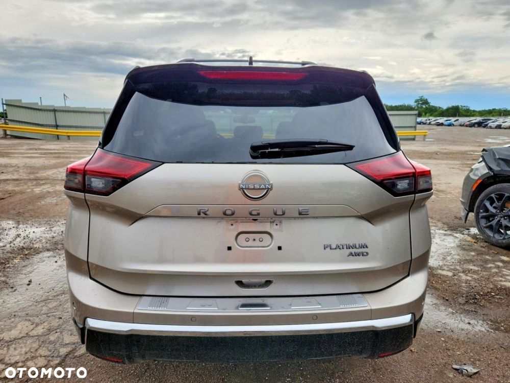 Nissan X-Trail - 6