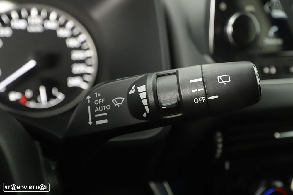 Nissan Qashqai 1.3 DIG-T N-Connecta Xtronic - 18