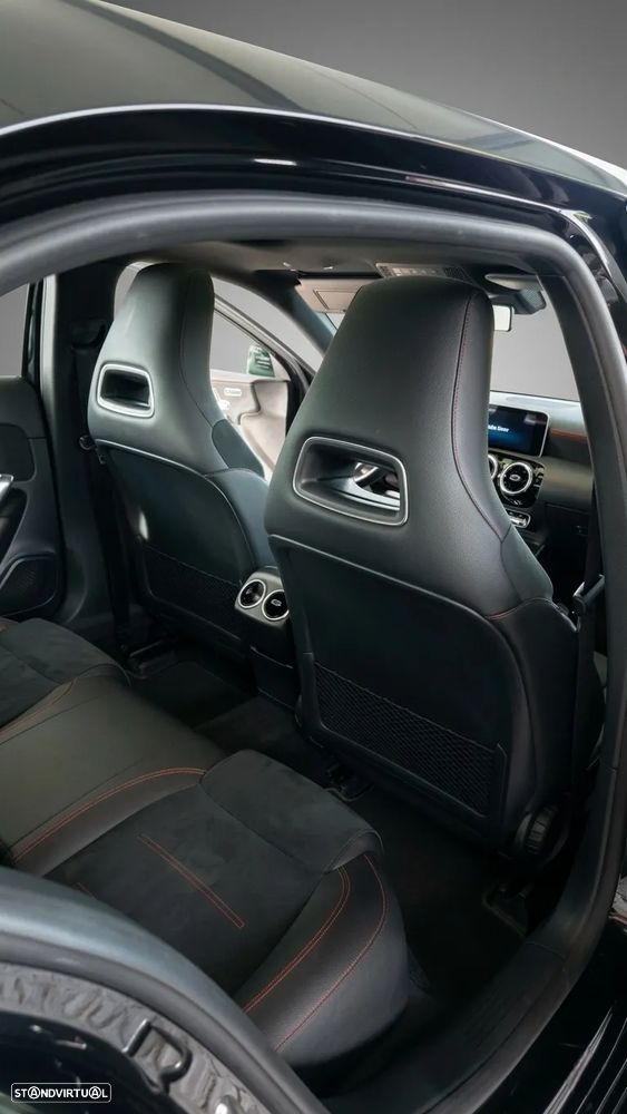 Mercedes-Benz A 180 AMG Line - 5