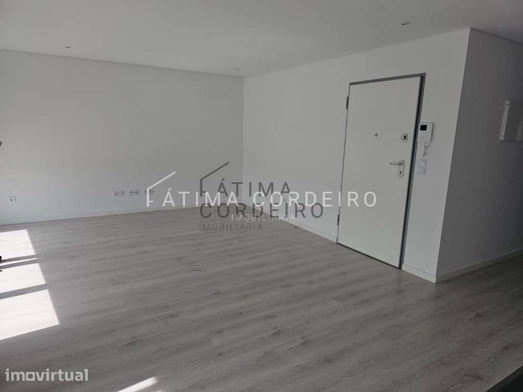 T1 com arrecadação em Fase de Construção numa das zonas mais privil... - Grande imagem: 4/8