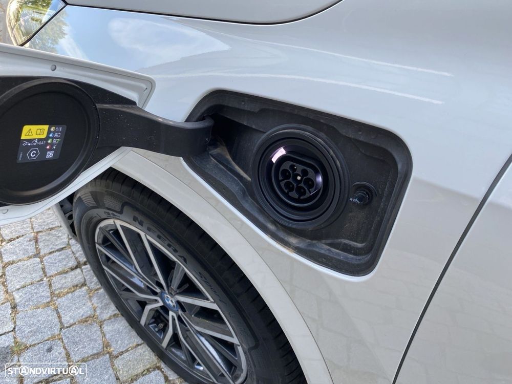 BMW X1 xDrive25e Pack Desportivo M - 3