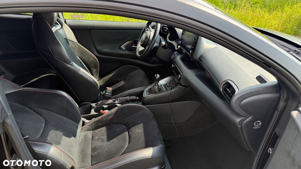 Toyota GR Yaris 1.6 Dynamic - 8