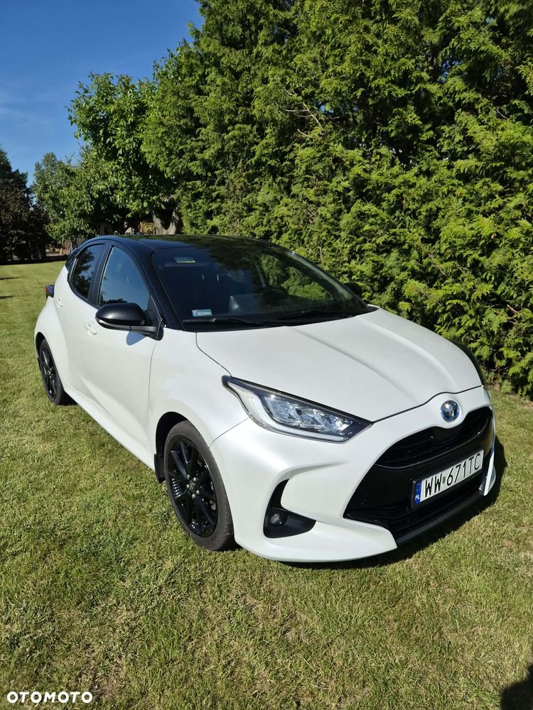 Toyota Yaris Hybrid 1.5 Executive - 1