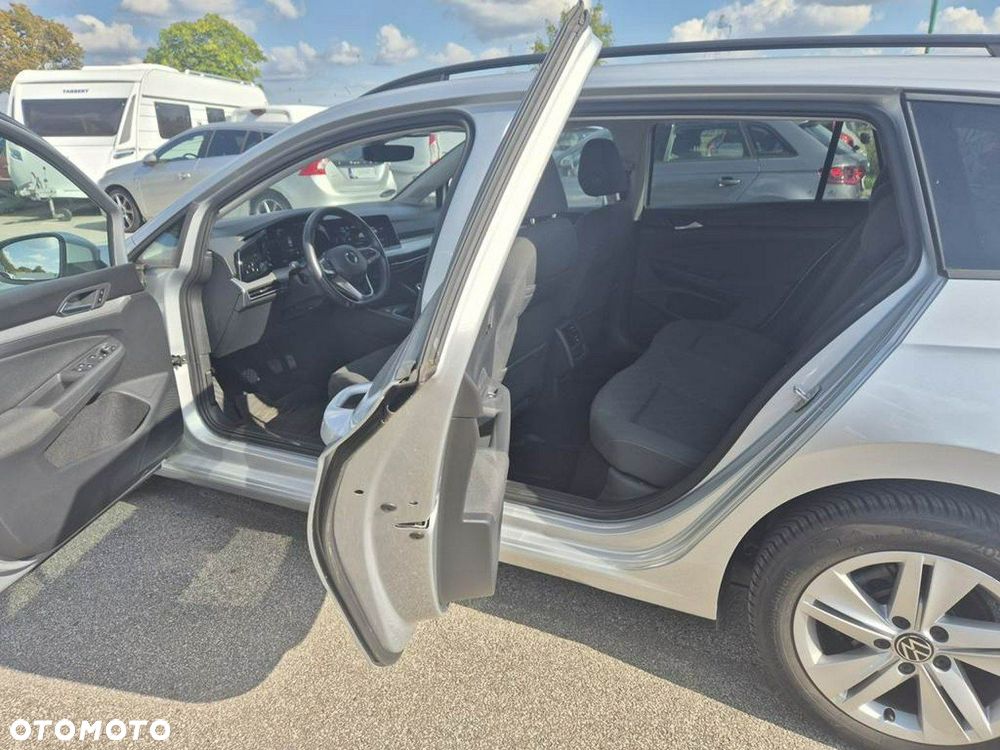 Volkswagen Golf - 31