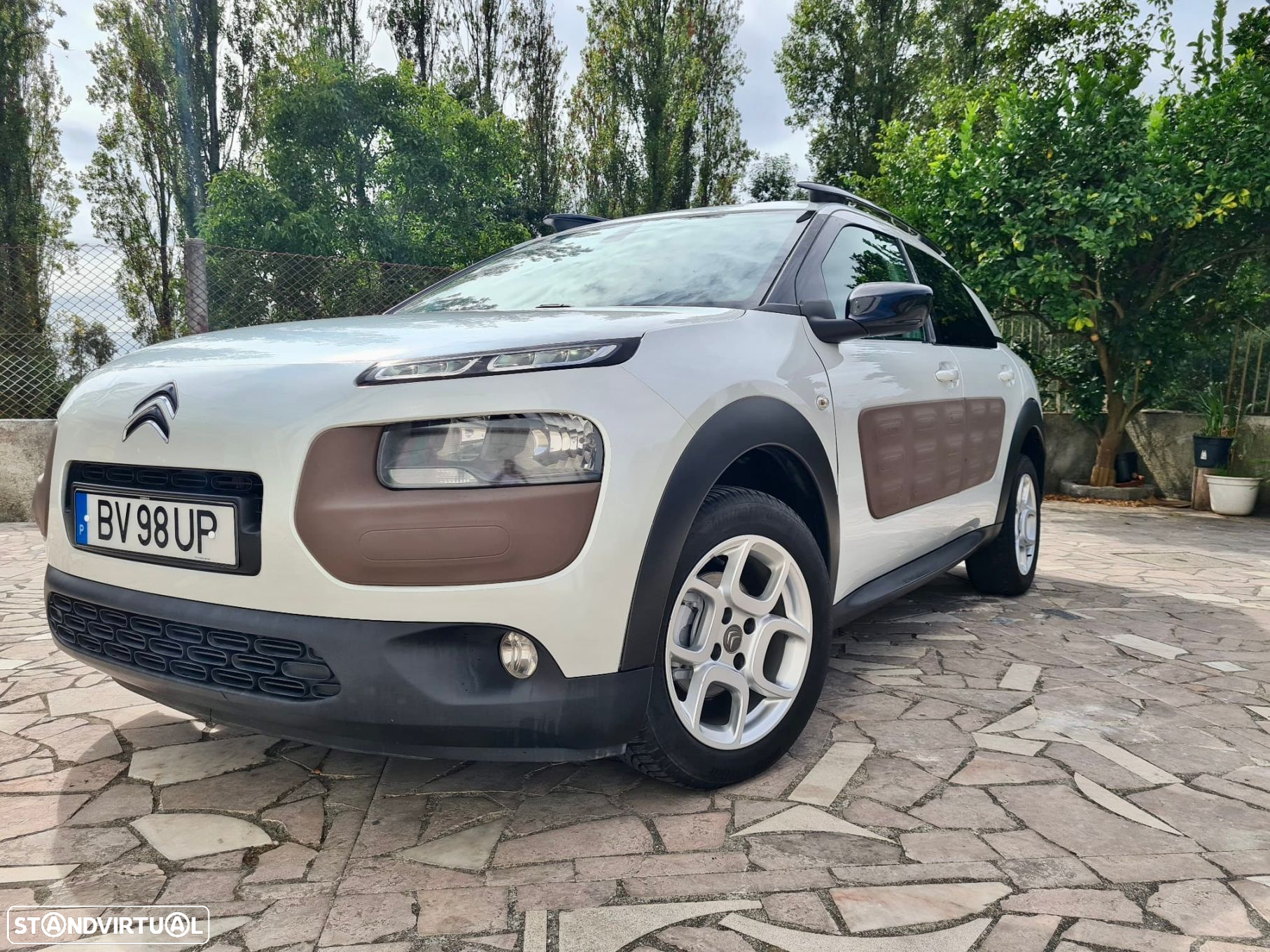 Citroën C4 Cactus 1.2 PureTech Shine Ed.Moonlight - 19