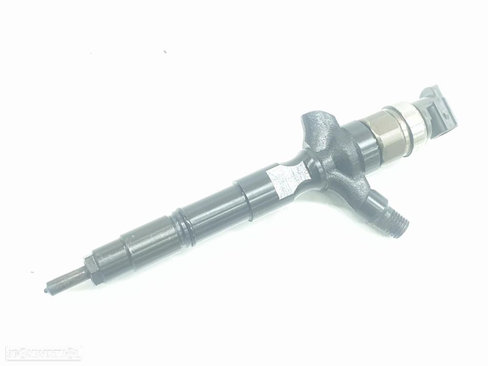 INJETOR TOYOTA LAND CRUISER J12 - 1