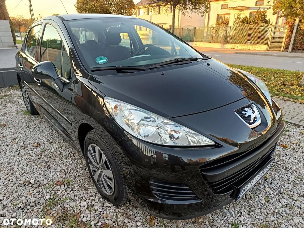 Peugeot 207 - 11