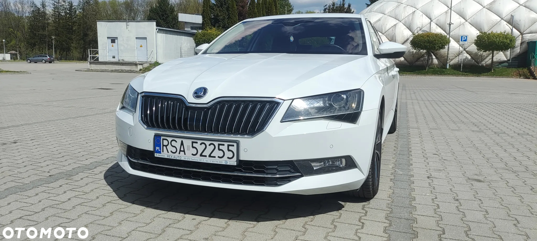 Skoda Superb 1.8 TSI L&K DSG - 8