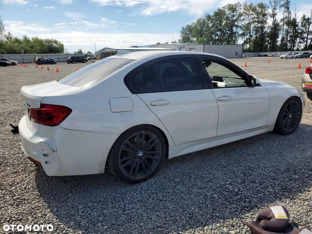 BMW Seria 3 328i xDrive Sport-Aut Sport Line - 4