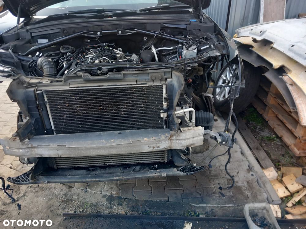 Pas przod Audi Q5 8R0 2.0 TDI manual - 2