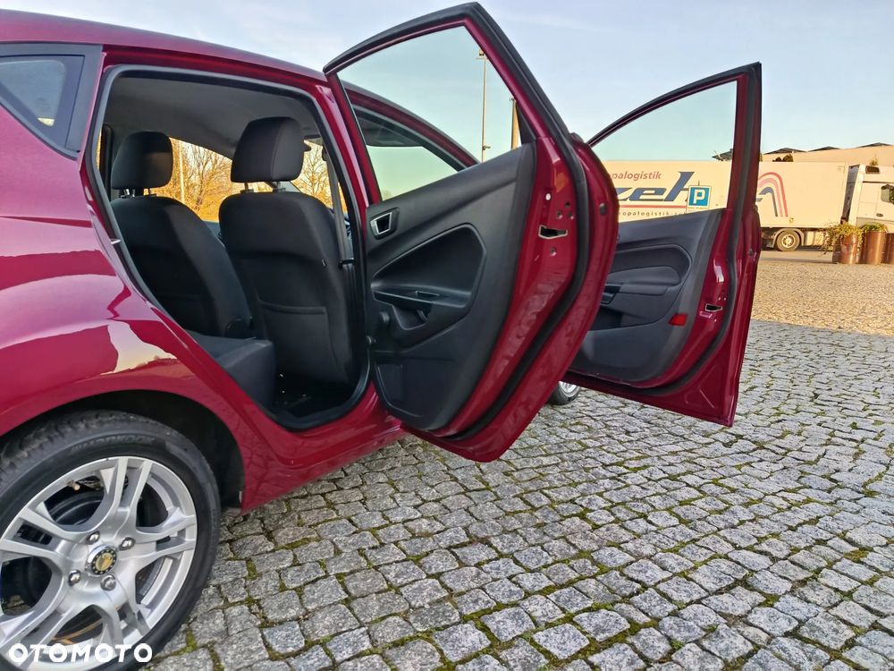 Ford Fiesta - 10