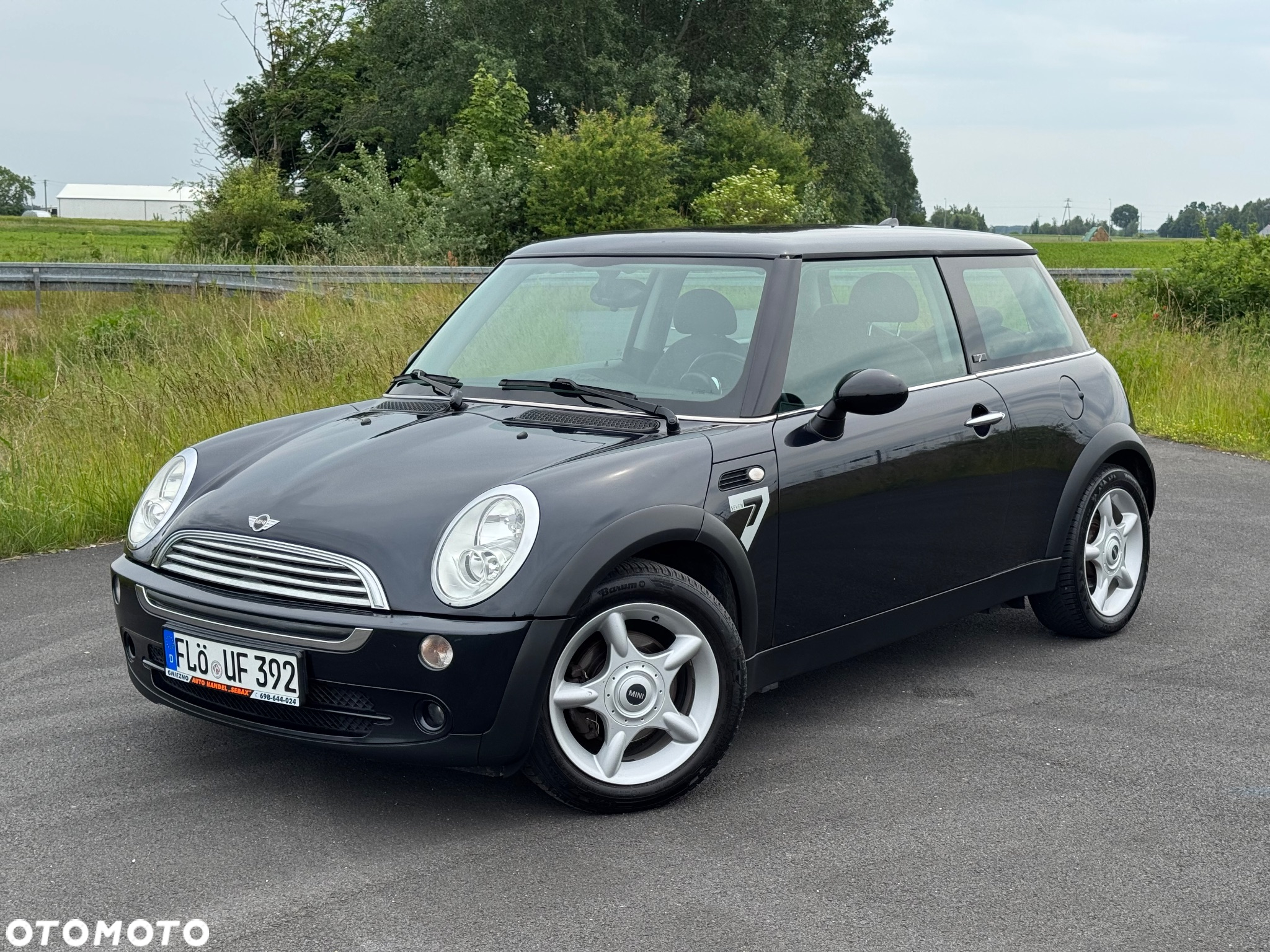 MINI ONE Seven - 3