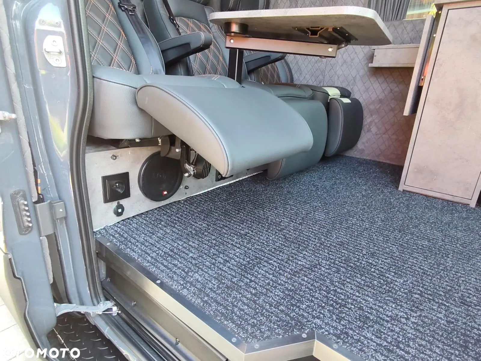 Iveco Daily 35S18 - 23