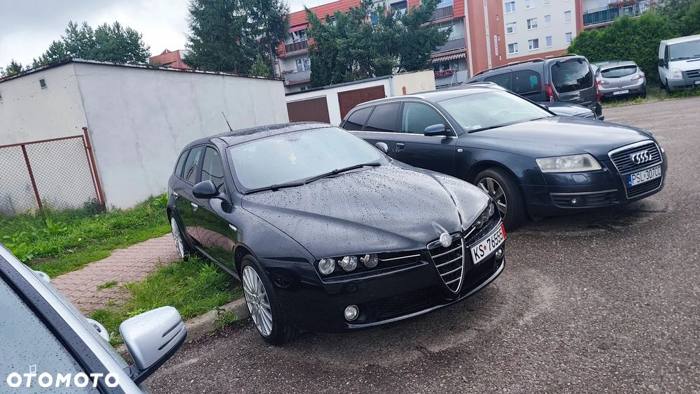 Alfa Romeo 159 - 2
