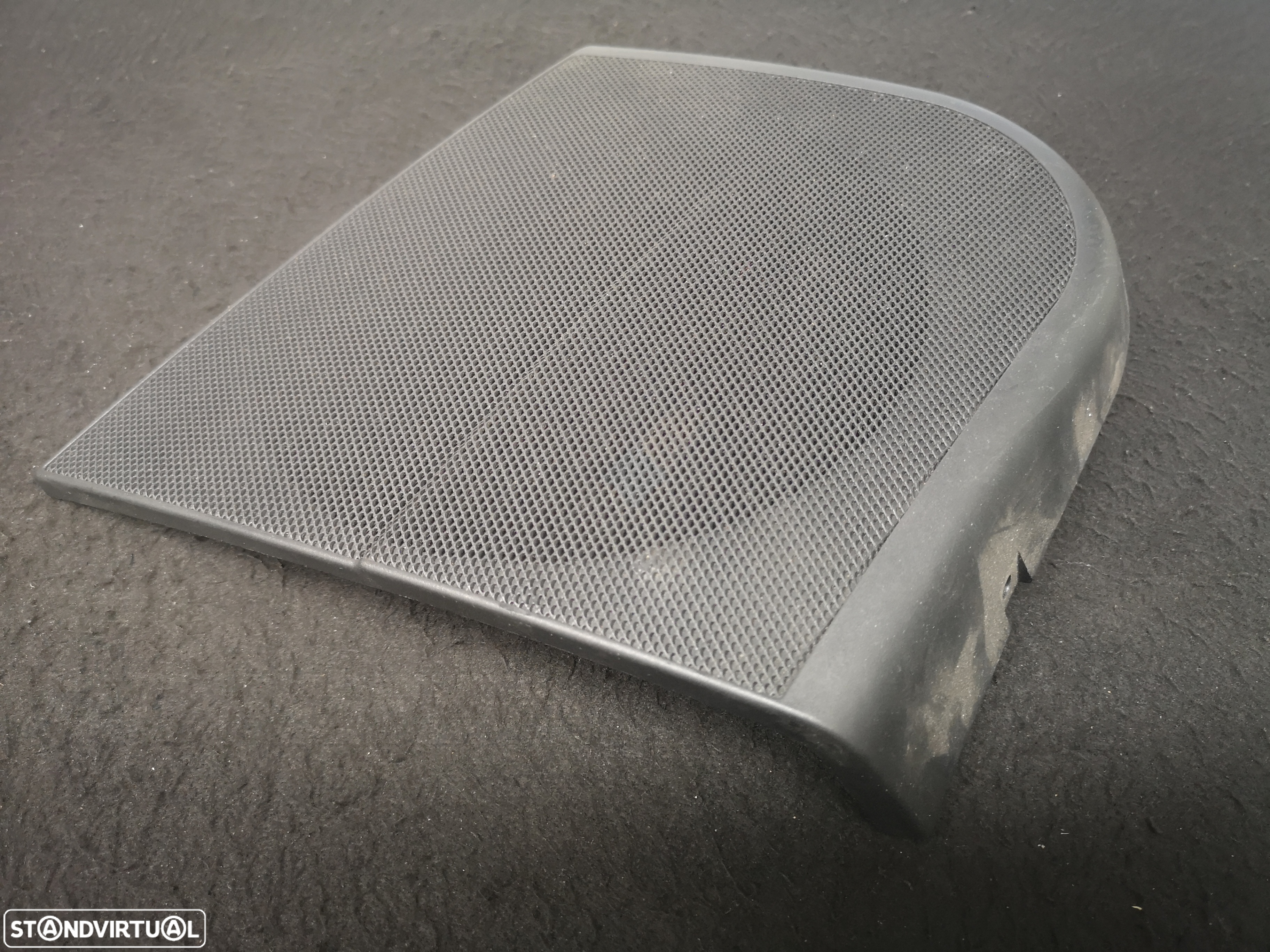 Tampa de coluna de som traseira esquerda Mercedes W221 class S 2006-2013 - 2