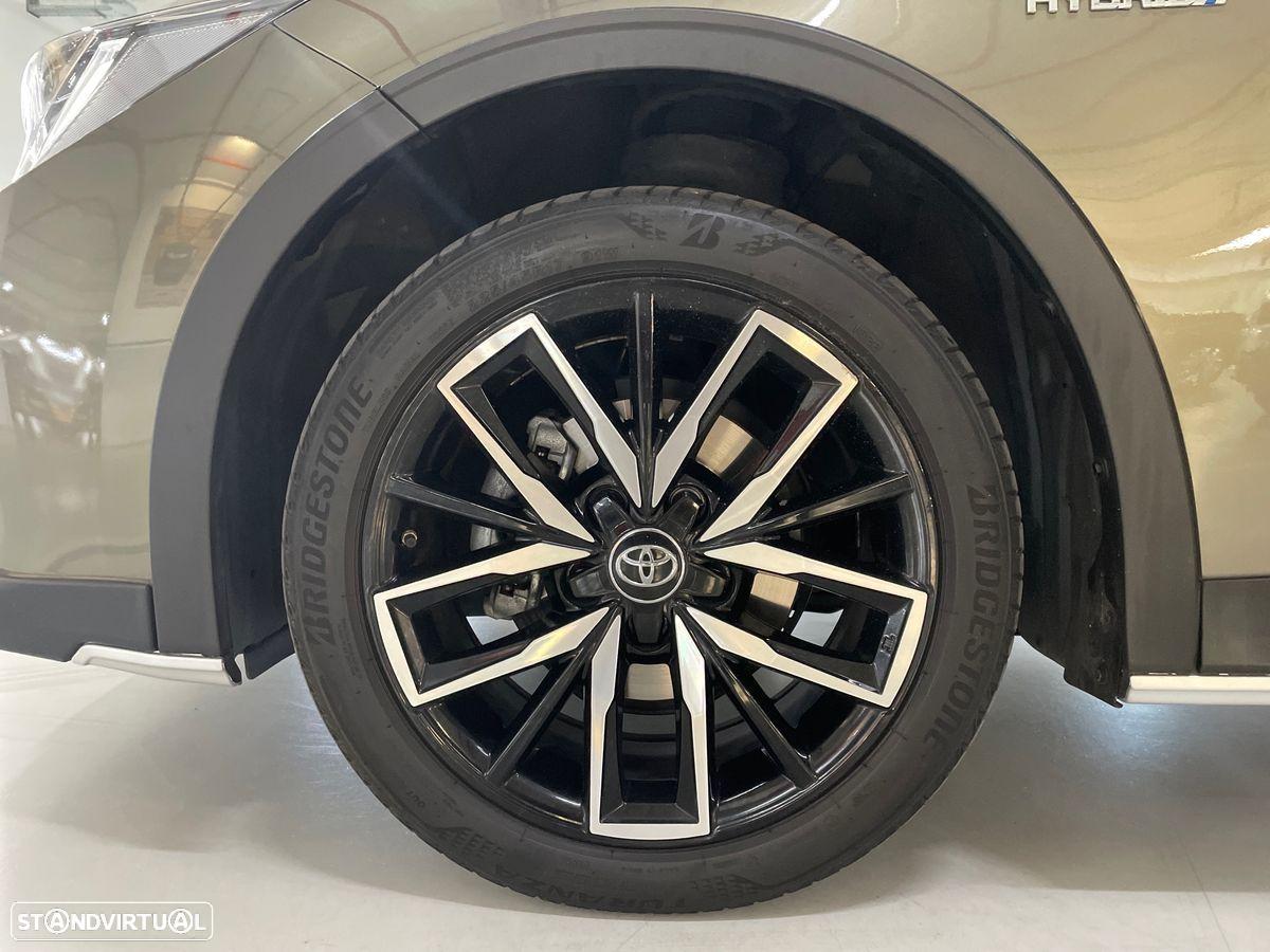 Toyota Corolla Touring Sports - 13