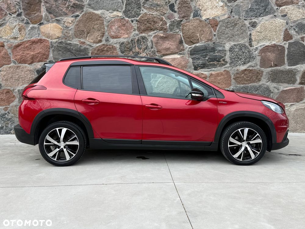 Peugeot 2008 PureTech 110 Stop&Start EAT6 GT-Line Edition - 5