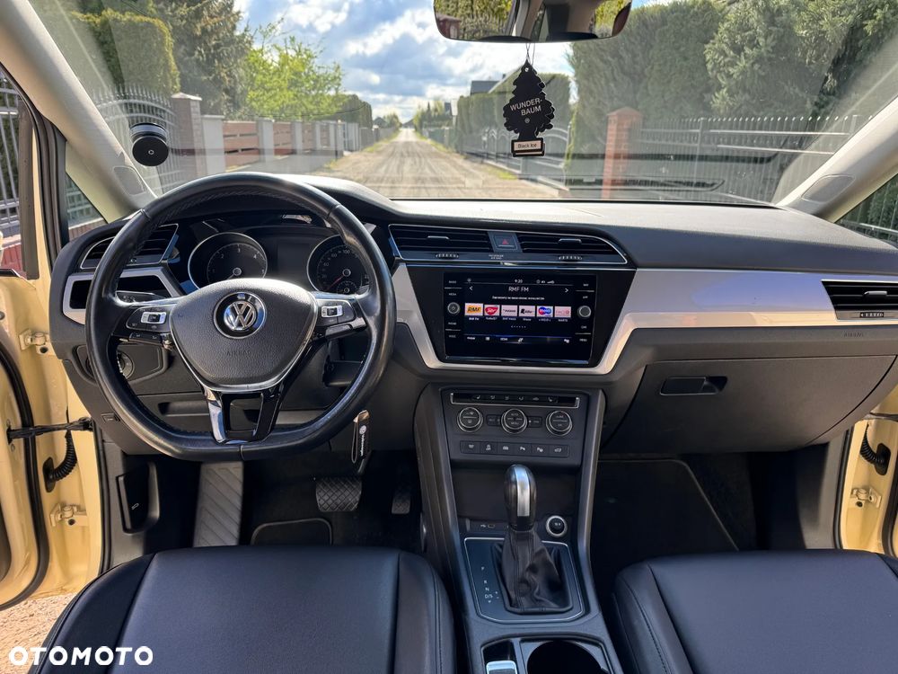 Volkswagen Touran 2.0 TDI SCR DSG Comfortline - 14