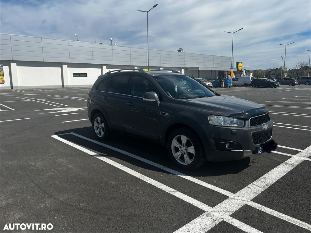 Chevrolet Captiva 2.2D AWD 7 locuri LTZ black leather - 4