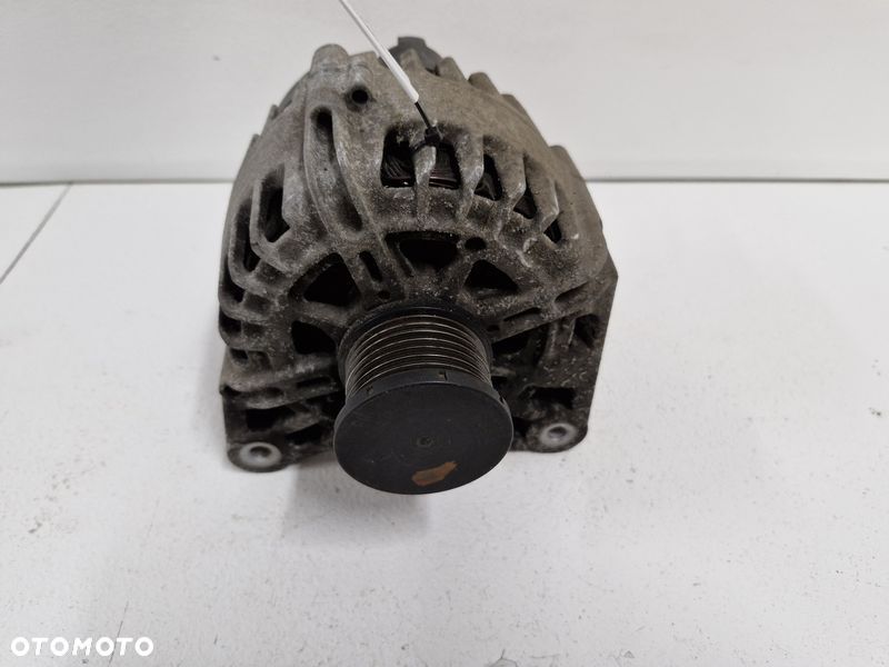 RENAULT TRAFIC III 3 VIVARO B 1.6 D ALTERNATOR 231008633R - 1