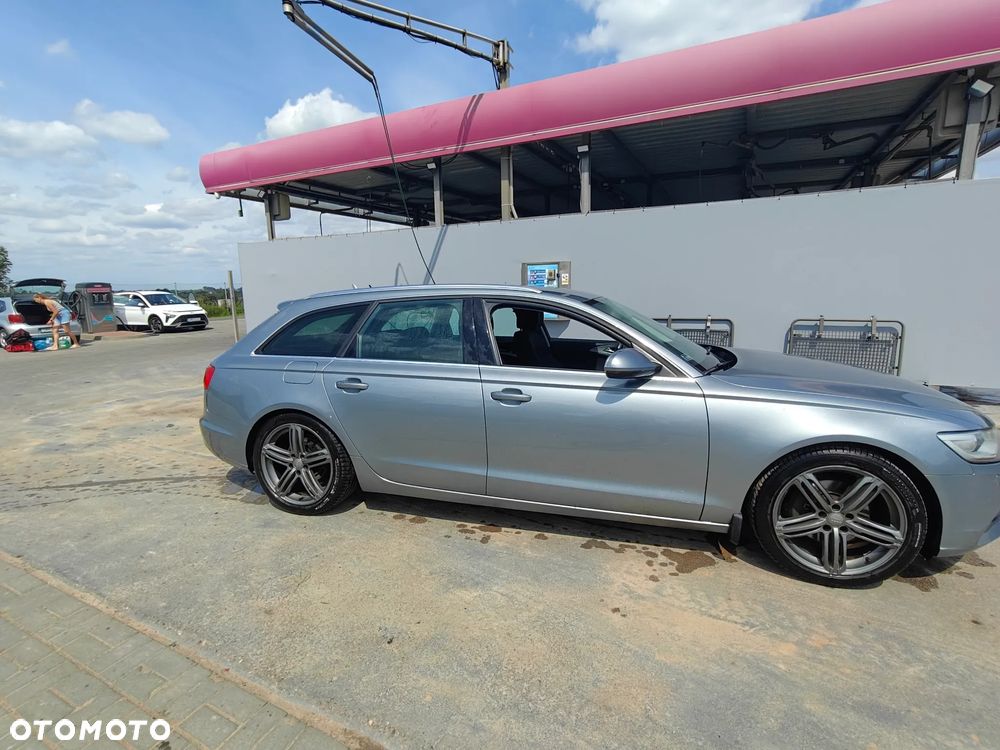 Audi A6 Avant - 4