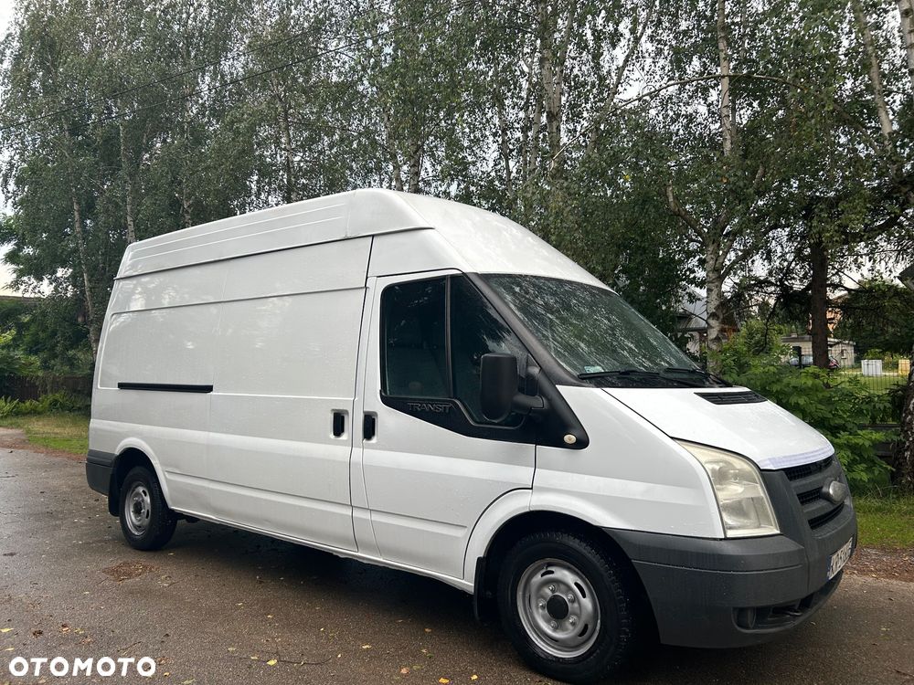 Ford Transit - 1