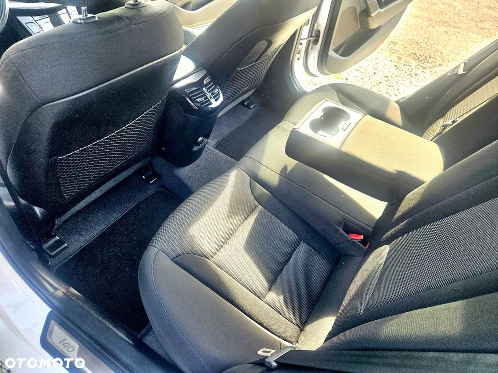 Hyundai i40 Kombi 2.0 Premium - 25