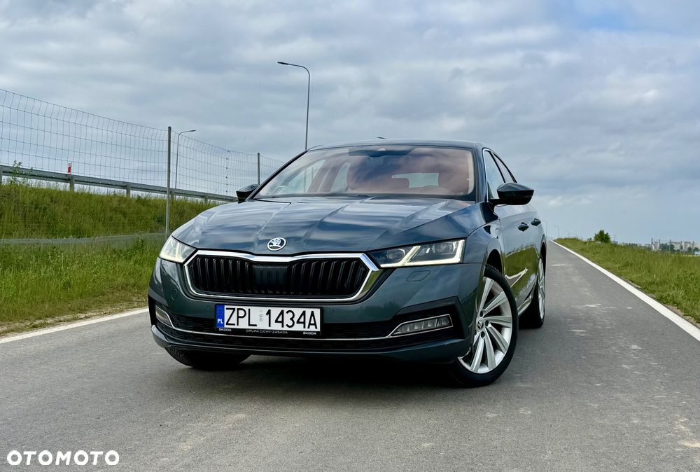 Skoda Octavia 1.4 TSI Plug-In Hybrid Style DSG - 2