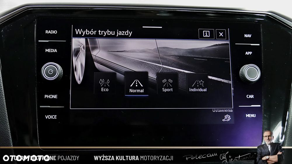 Volkswagen Passat 2.0 TSI Elegance DSG - 26