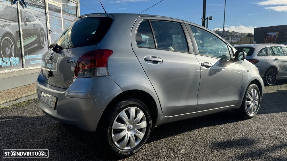 Toyota Yaris 1.0 VVT-i Comfort+AC - 7