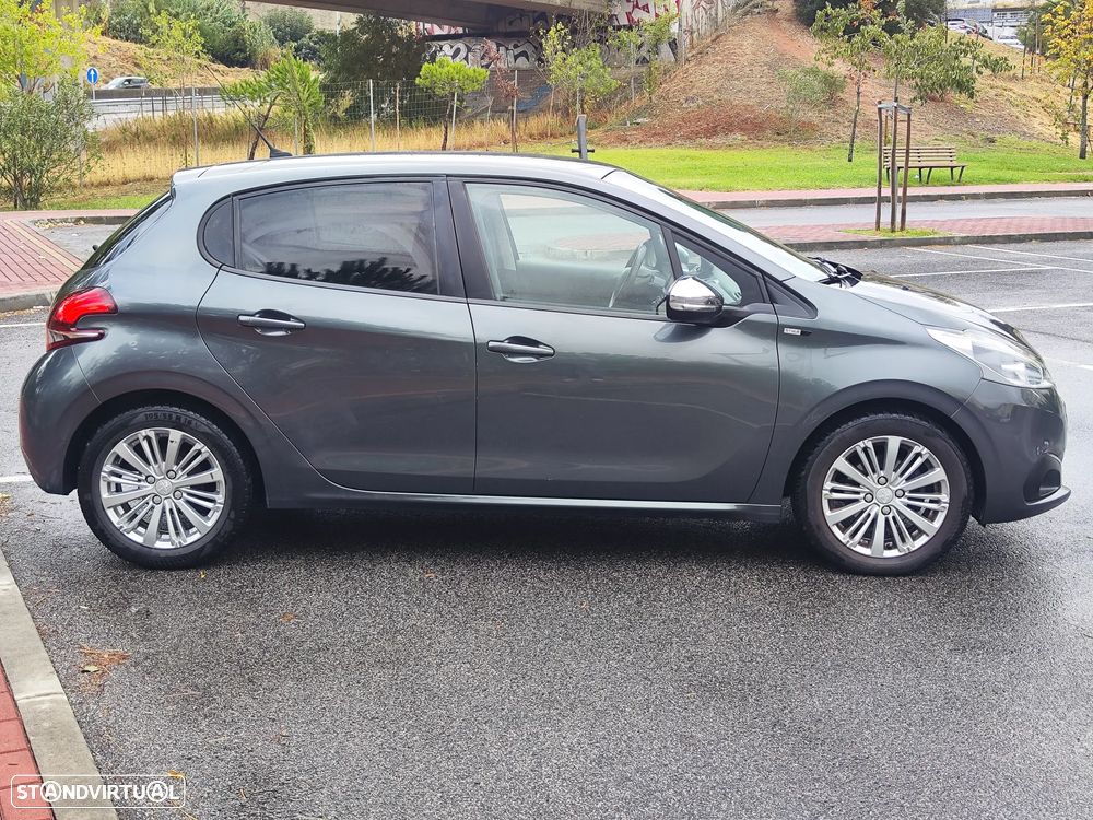 Peugeot 208 1.2 PureTech Style - 5