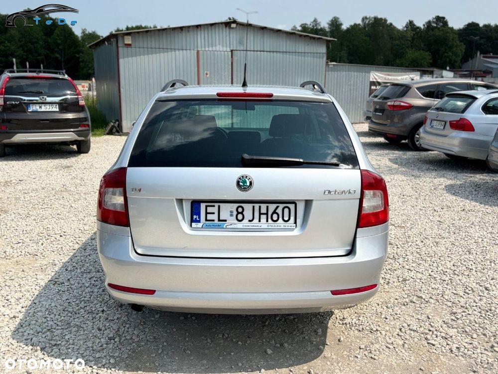 Skoda Octavia 2.0 TDI DPF Family Plus DSG - 10
