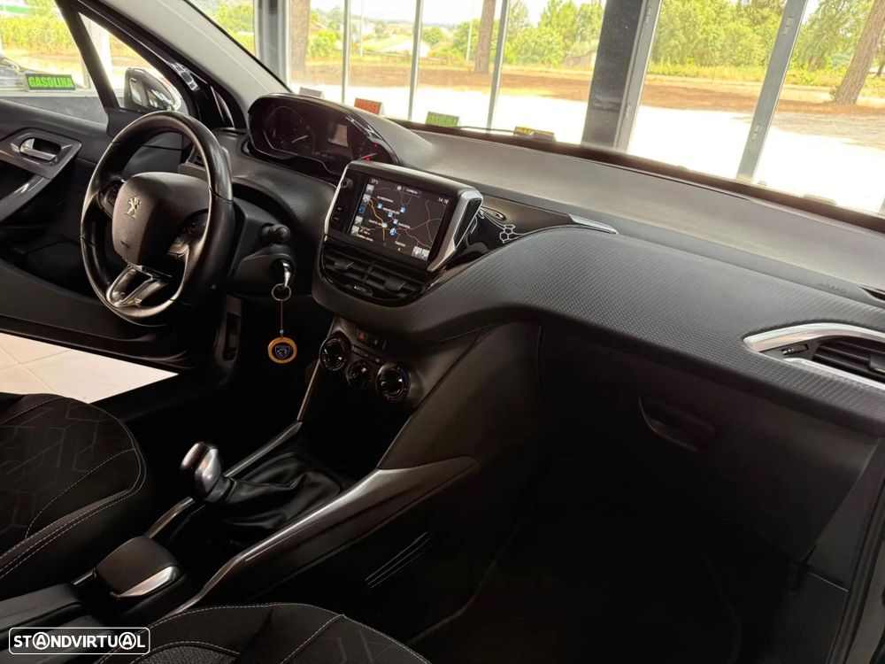 Peugeot 2008 1.6 BlueHDi Style - 10