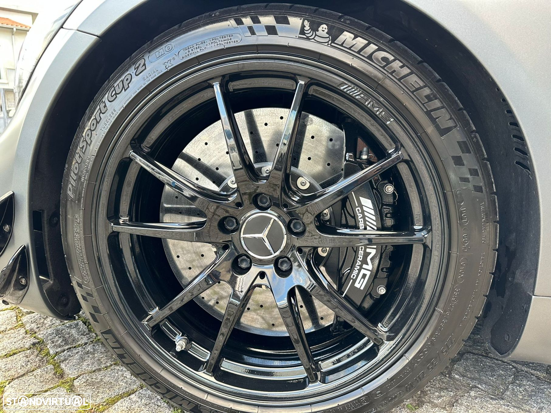 Mercedes-Benz AMG GT R - 9
