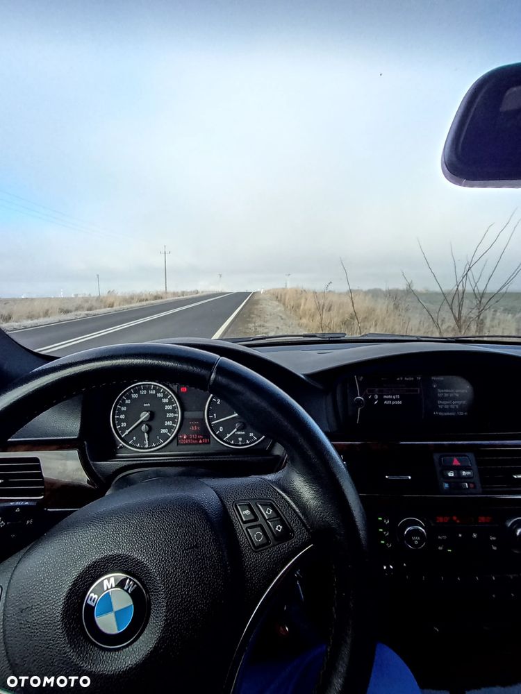 BMW Seria 3 320i Edition Exclusive - 21