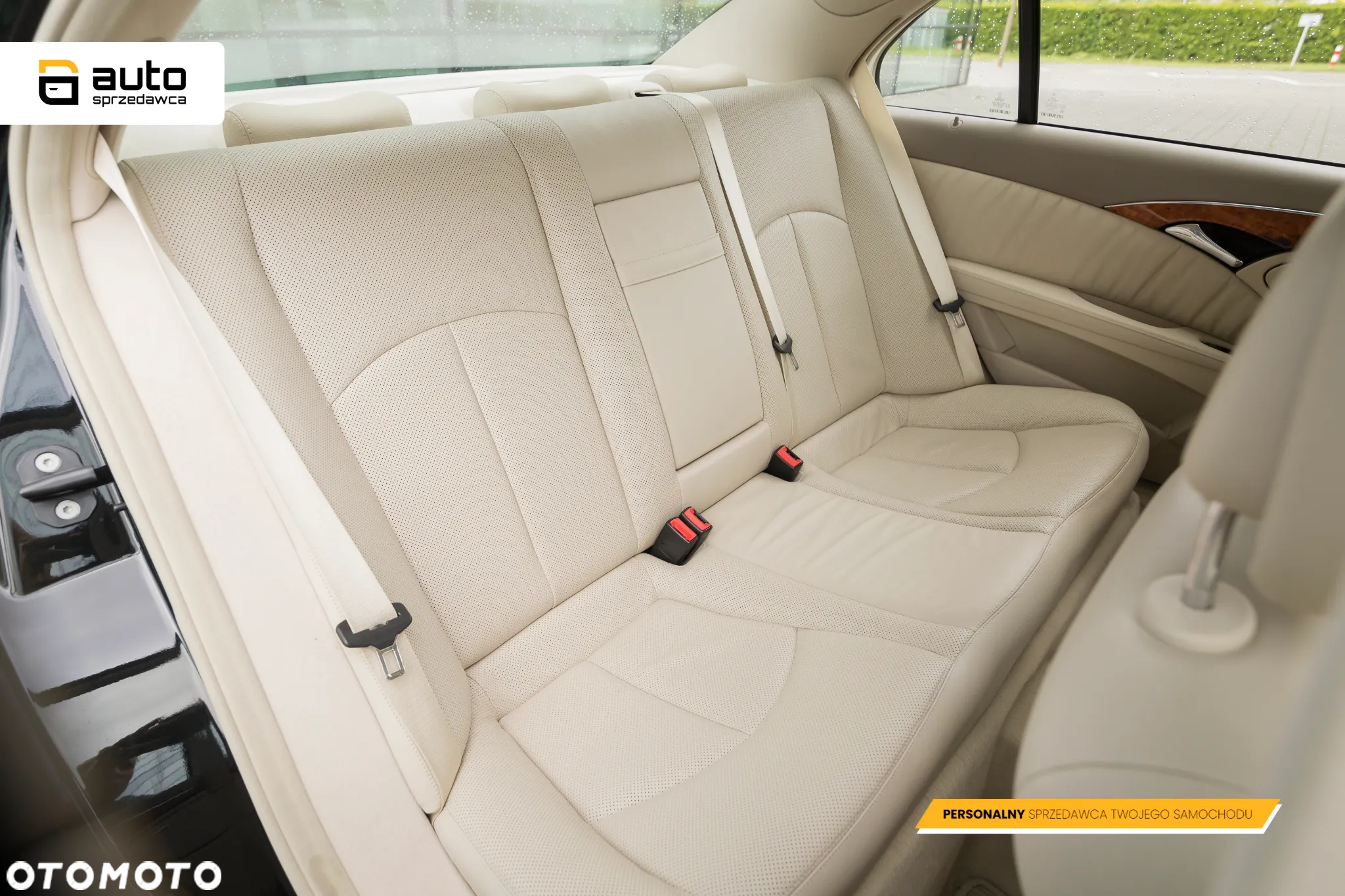 Mercedes-Benz Klasa E 500 4Matic Automatik Elegance - 32