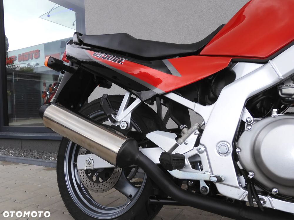 Suzuki GS - 9