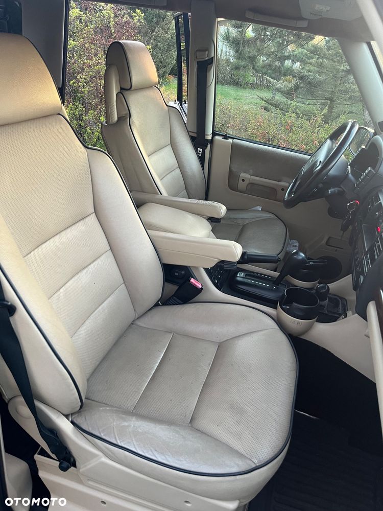 Land Rover Discovery - 12