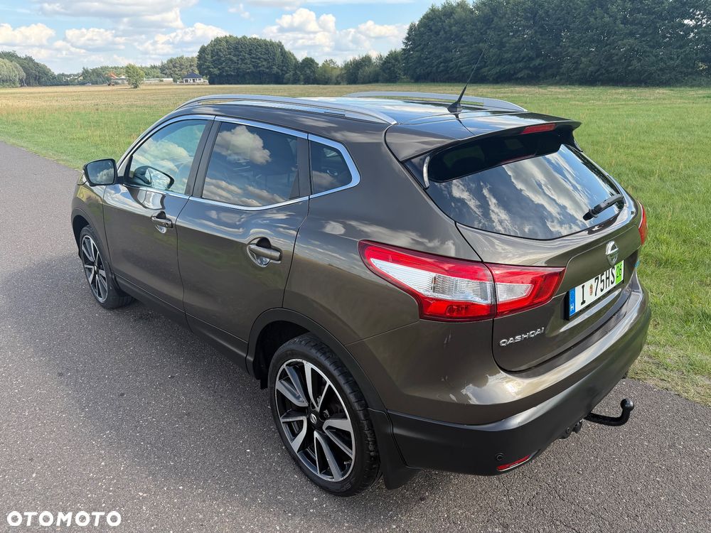 Nissan Qashqai 1.6 DCi Xtronic TEKNA - 4