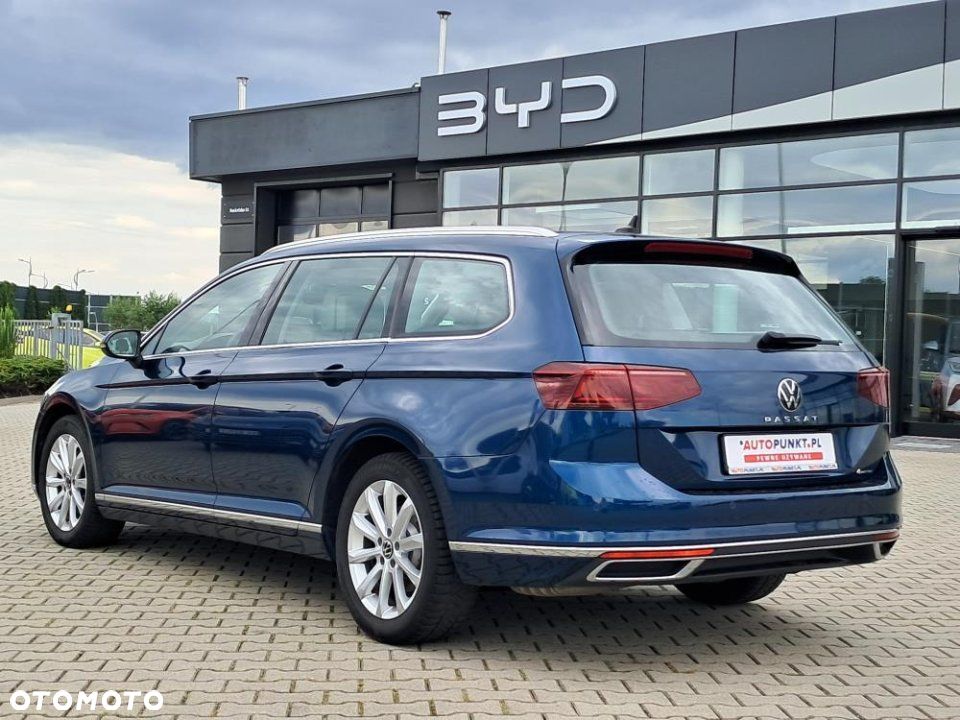 Volkswagen Passat - 3